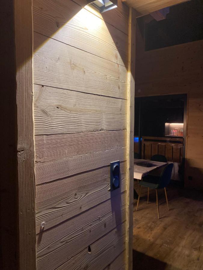 Chalet Des'Amy Et Sa Terrasse Pour 8/10 Personnes Font-Romeu-Odeillo-Via Luaran gambar