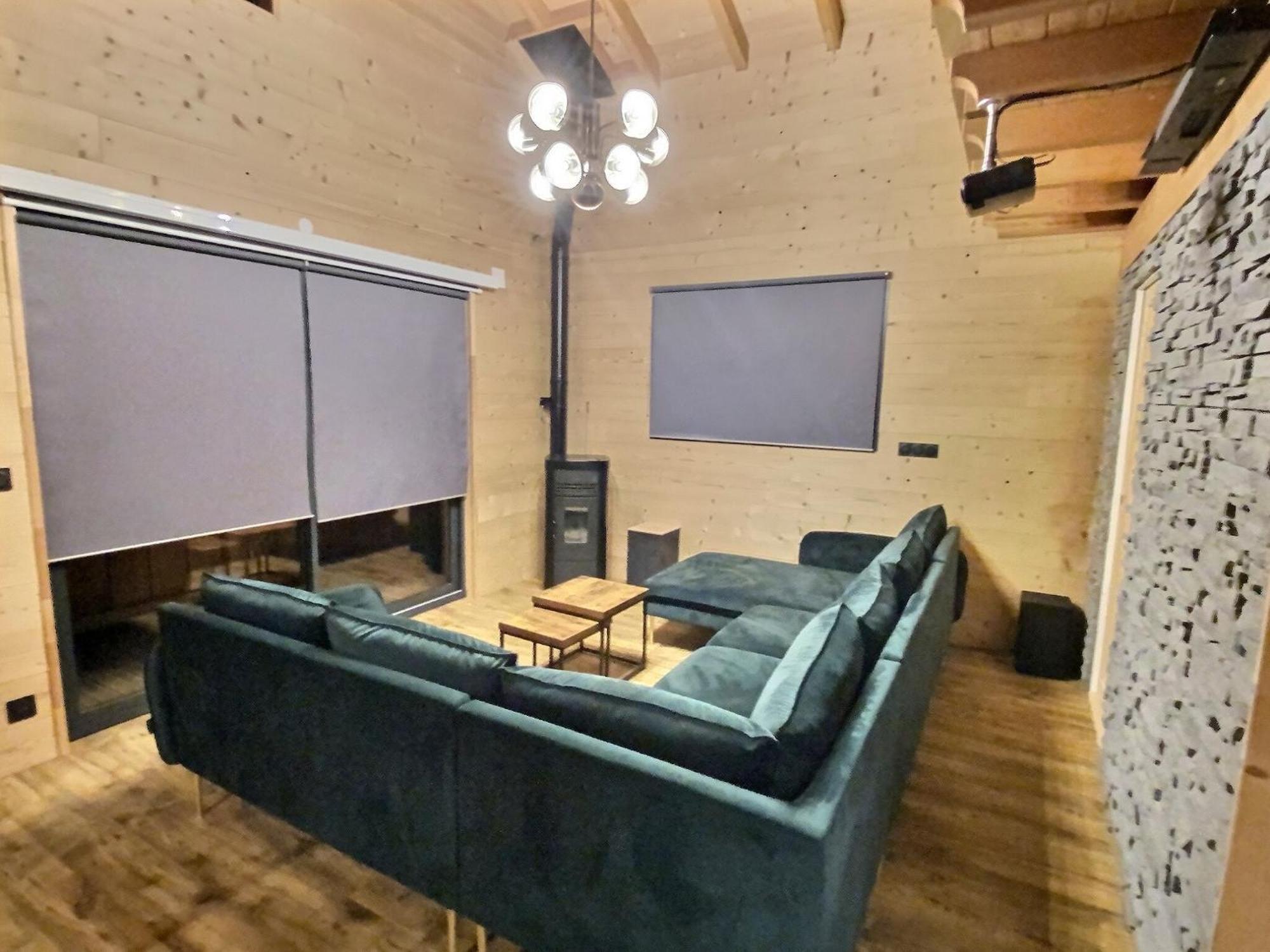 Chalet Des'Amy Et Sa Terrasse Pour 8/10 Personnes Font-Romeu-Odeillo-Via Luaran gambar